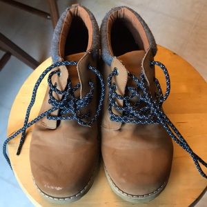 Boys size 3 Gymboree boots